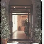 Mayfair 3*