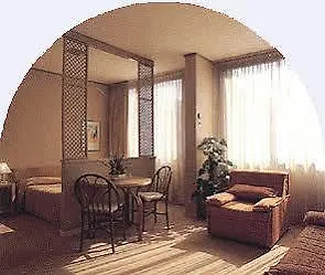 Mayfair ホテル 3*